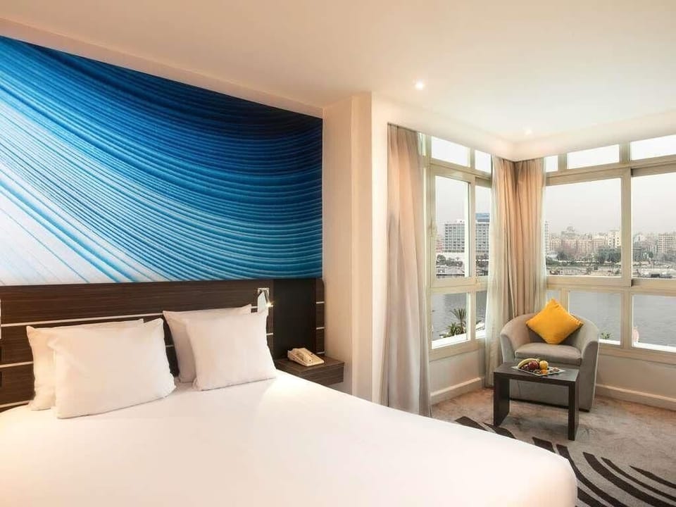 Superior Suite, 1 Double Bed with Sofa bed | Minibar, in-room safe, desk, blackout drapes