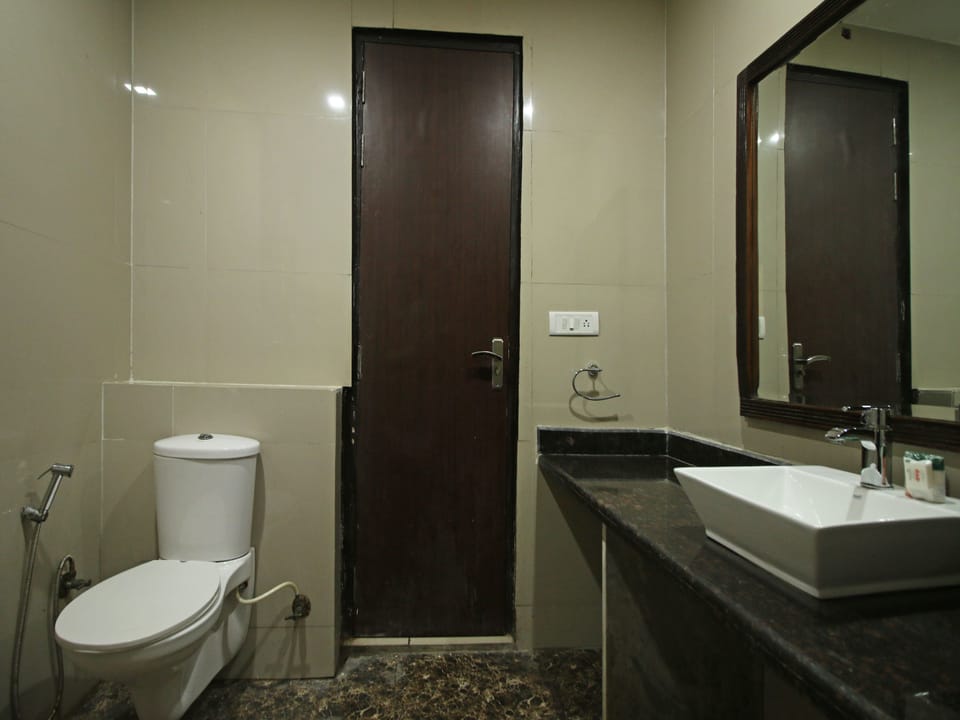 Double or Twin Room | Bathroom | Towels