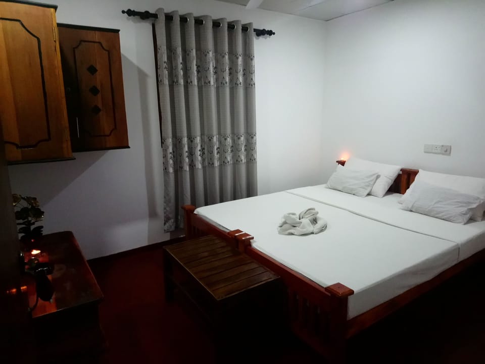 Villa Peacock Villa in Hikkaduwa