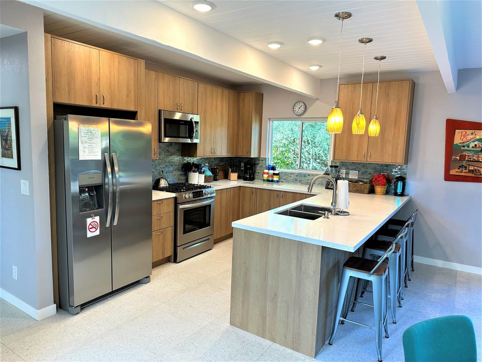 All new kitchen, all new appliances and cookware