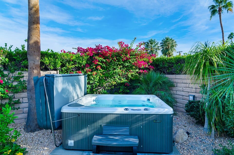 Hot tub seats 5, always hot.