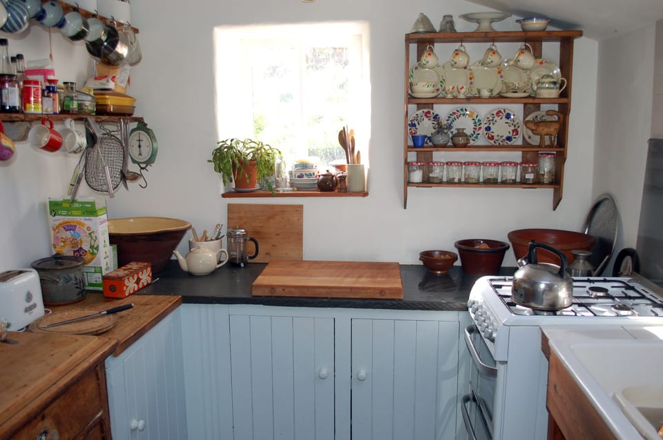 Kitchen cooking area