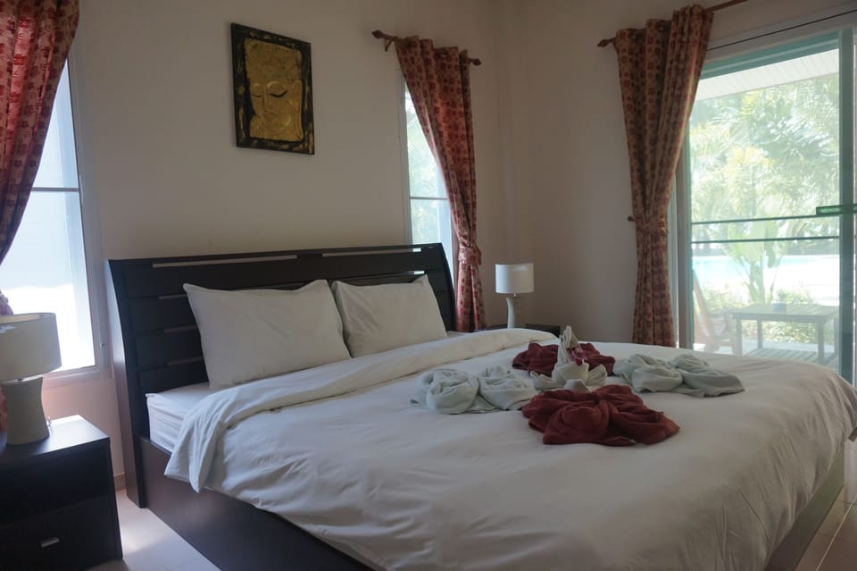 Bungalow Pool View Beach Side | Minibar, WiFi (free)
