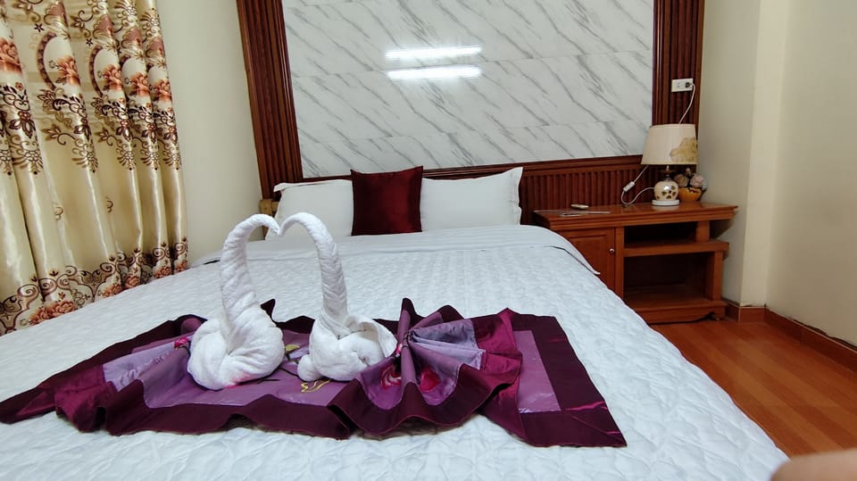 Double Room | Desk, free WiFi, bed sheets