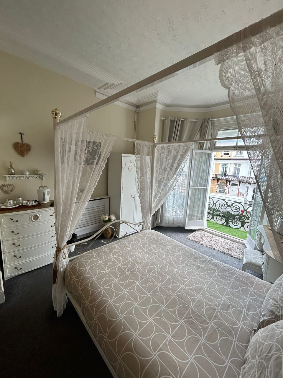 Deluxe Double Room, 1 Double Bed, Balcony, Sea View | Rollaway beds, free WiFi