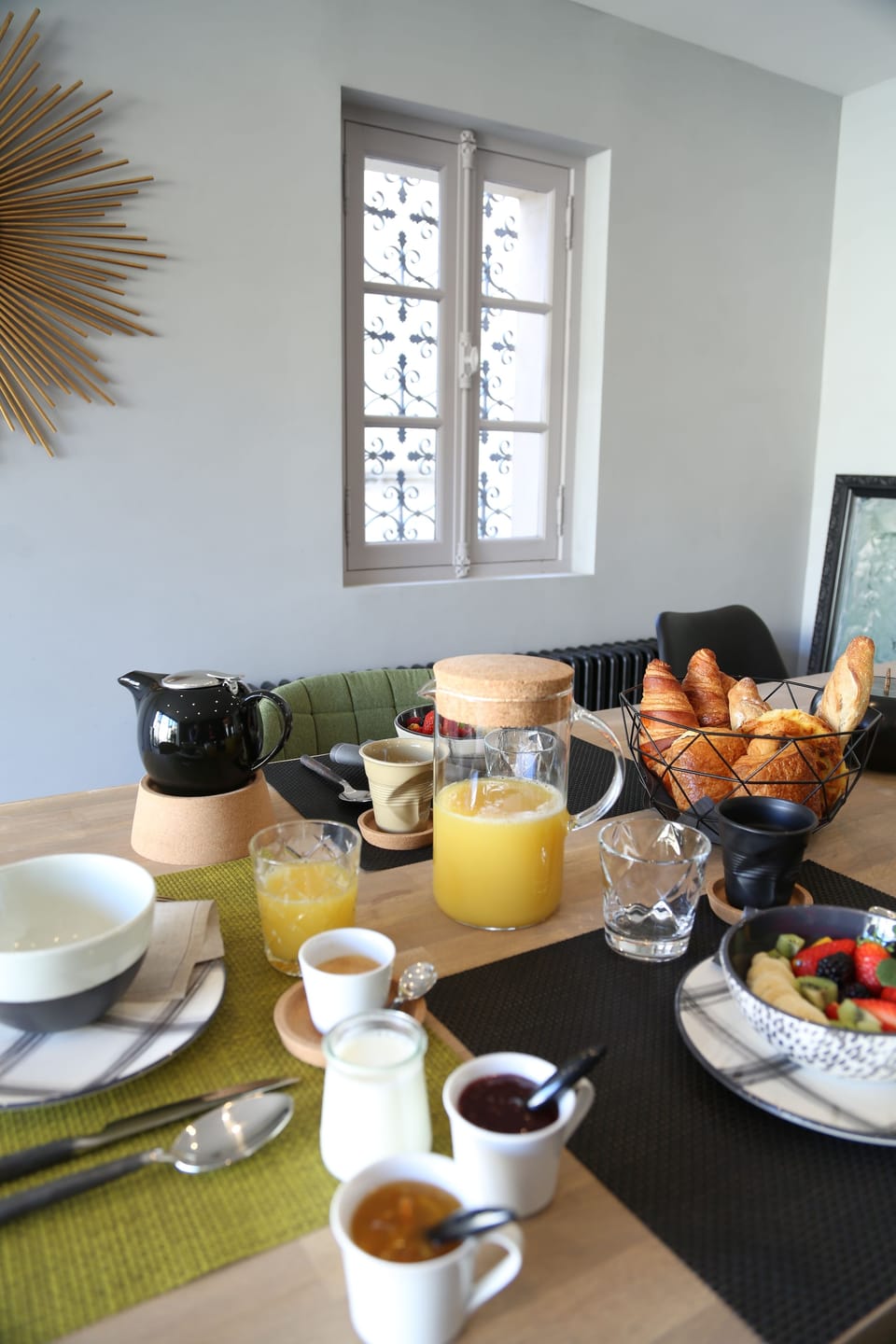 Daily continental breakfast for a fee