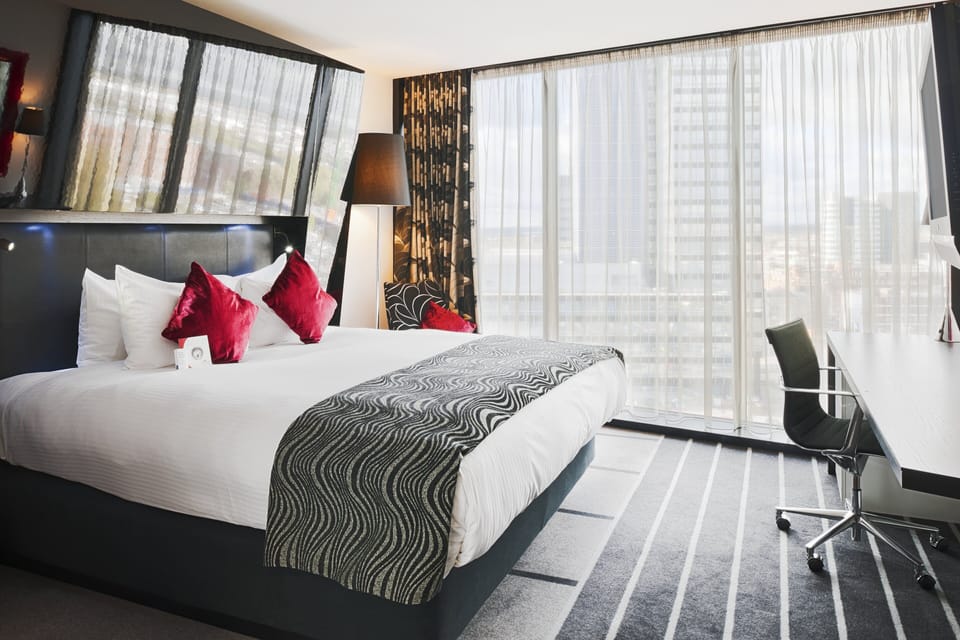 Premium bedding, minibar, in-room safe, desk
