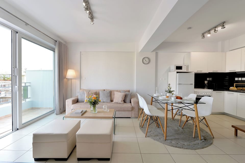 Maisonette with Acropolis View | Living room | 40-inch flat-screen TV with satellite channels, TV, Netflix