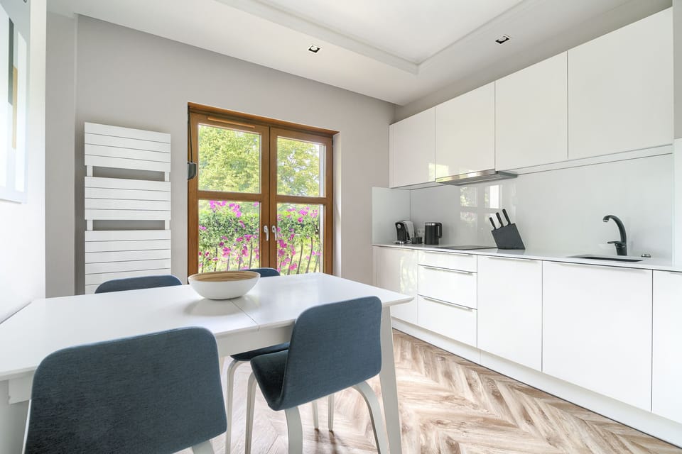 Superior Apartment (Vincent Van Gogh) | Private kitchen | Fridge, stovetop, coffee/tea maker, electric kettle