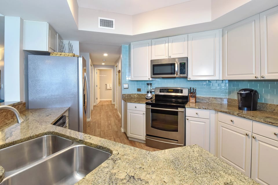 Silver Shells St. Croix 1404 - Fully Equipped Kitchen