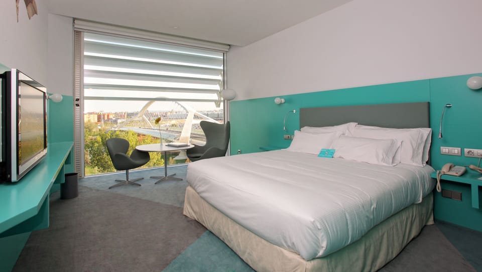 Minibar, in-room safe, desk, soundproofing