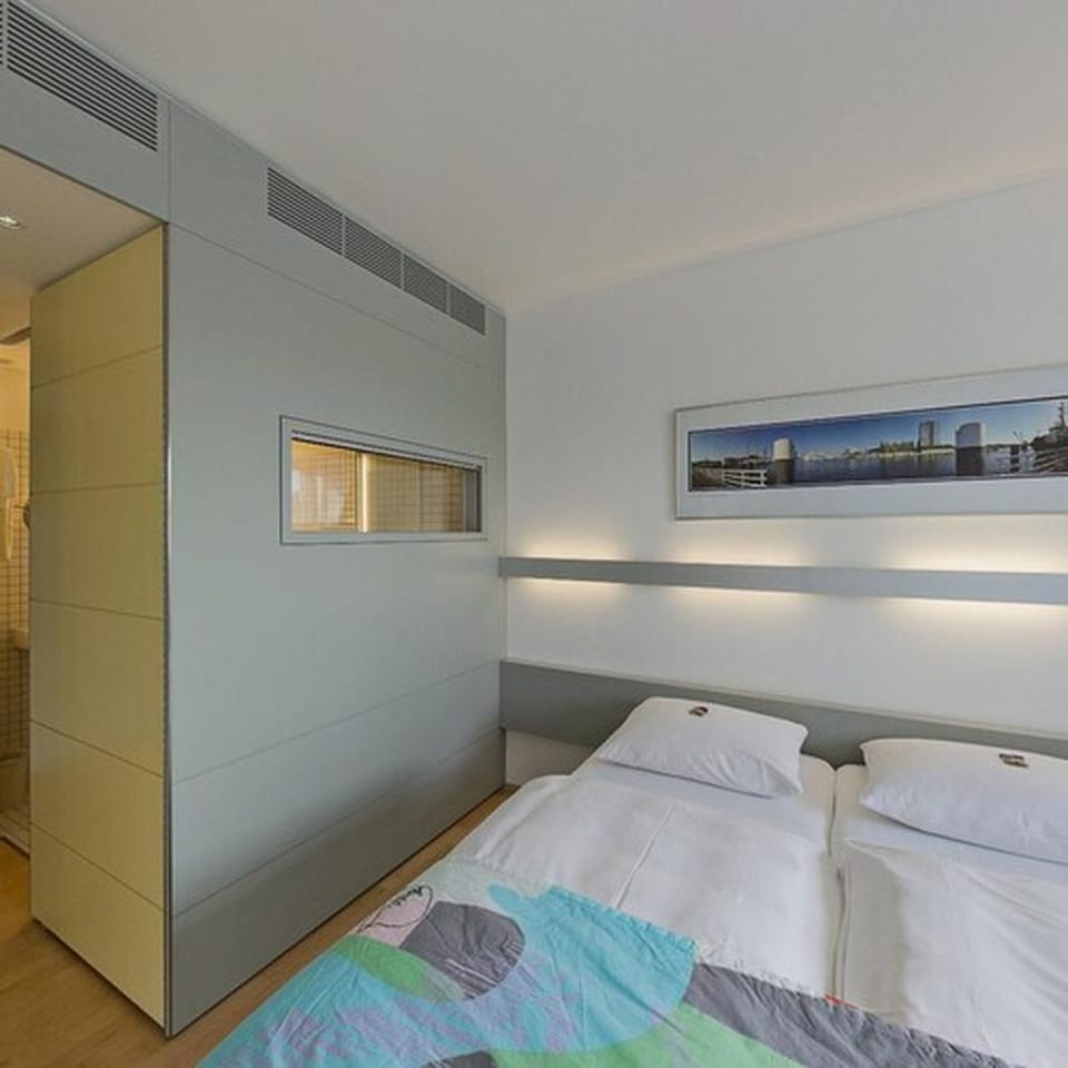 Comfort Double Room | Hypo-allergenic bedding, in-room safe, individually decorated