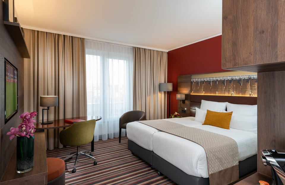 Superior Room | Desk, soundproofing, free WiFi, bed sheets