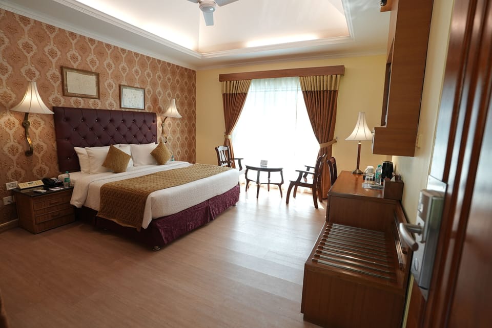 Grand Deluxe Rooms with Direct Pool Access | Premium bedding, minibar, in-room safe, desk