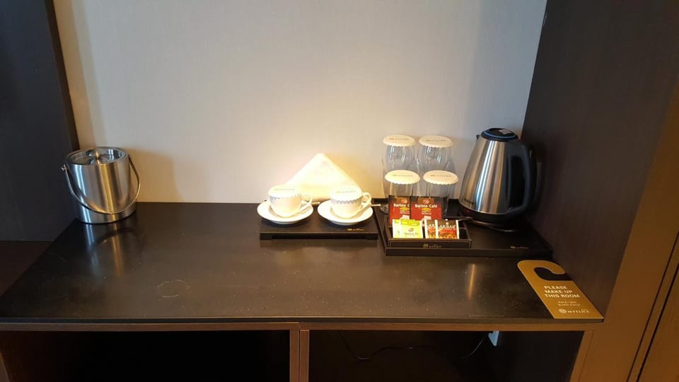 In-room safe, desk, blackout drapes, soundproofing