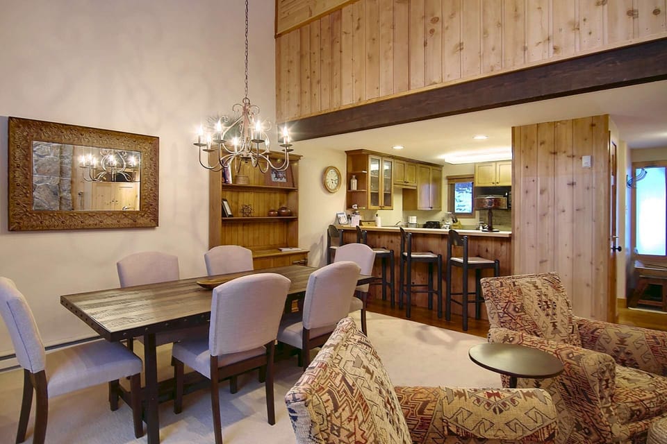 Lots of room for everyone to hang out with extra seating at the bar.