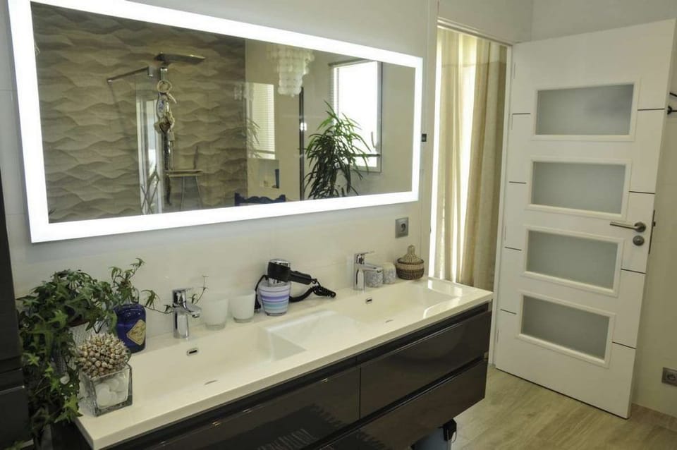 Superior Double Room, 1 Queen Bed, Pool View (Esprit Nomade) | Bathroom sink