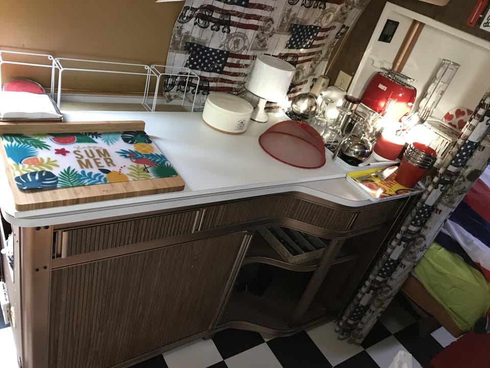 Comfort Mobile Home, 1 Double Bed | Private kitchen | Shared fridge, microwave, coffee/tea maker