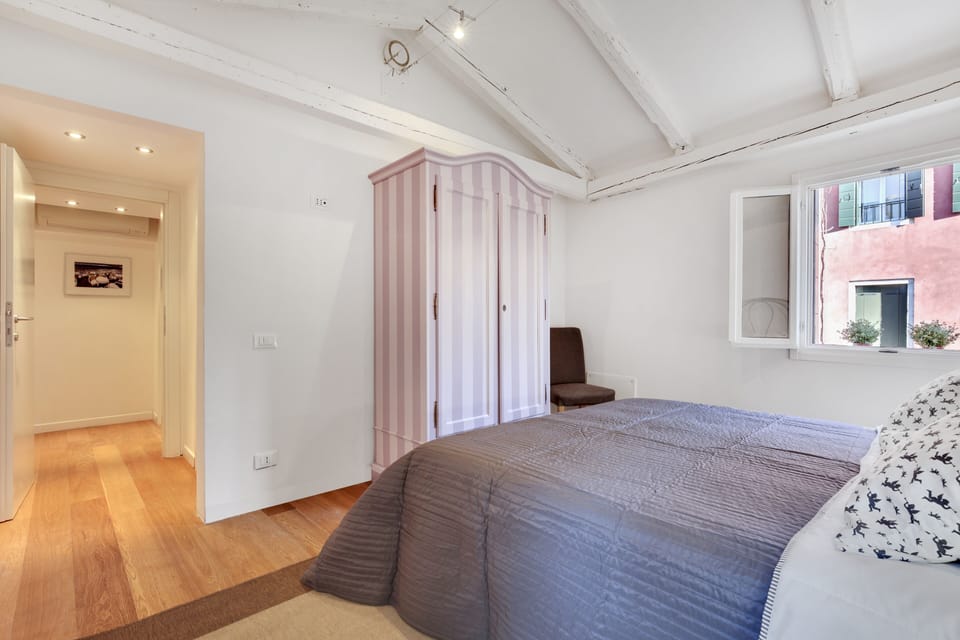 Apartment, 3 Bedrooms | 3 bedrooms, iron/ironing board, cribs/infant beds, free WiFi