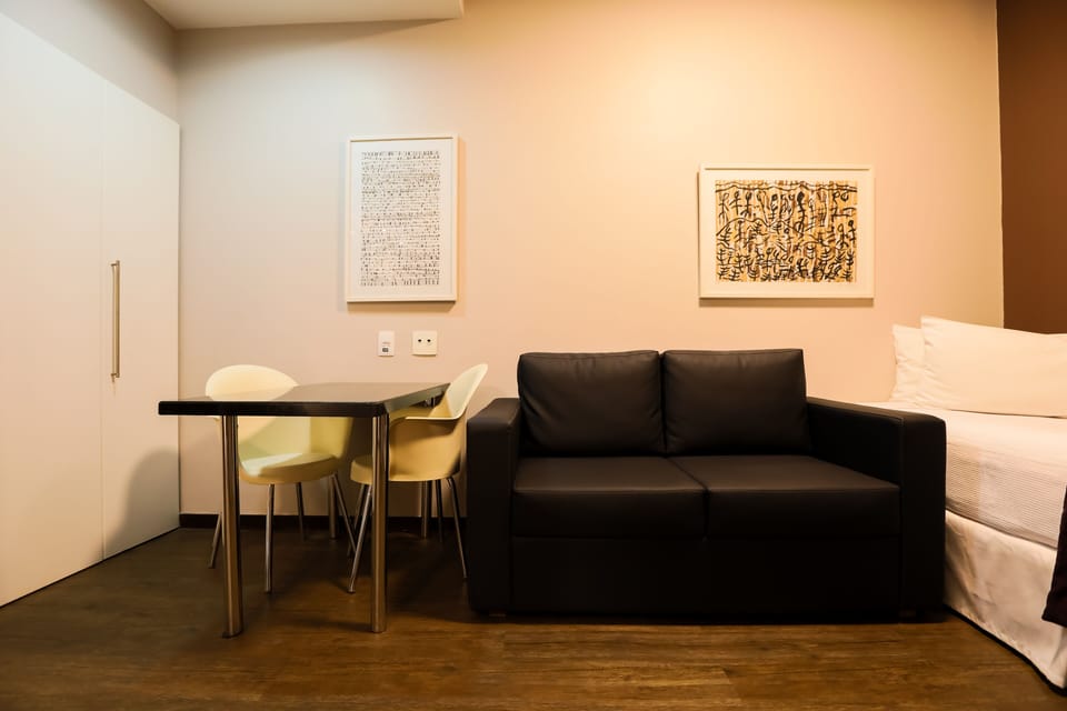 In-room safe, free WiFi, bed sheets