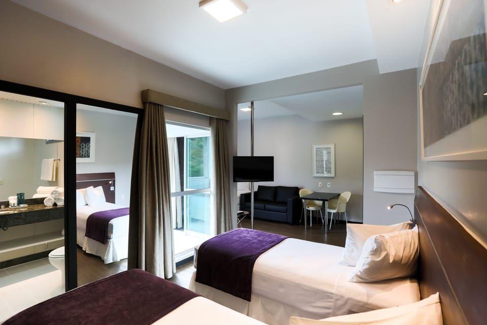 Luxury Twin Room | In-room safe, free WiFi, bed sheets