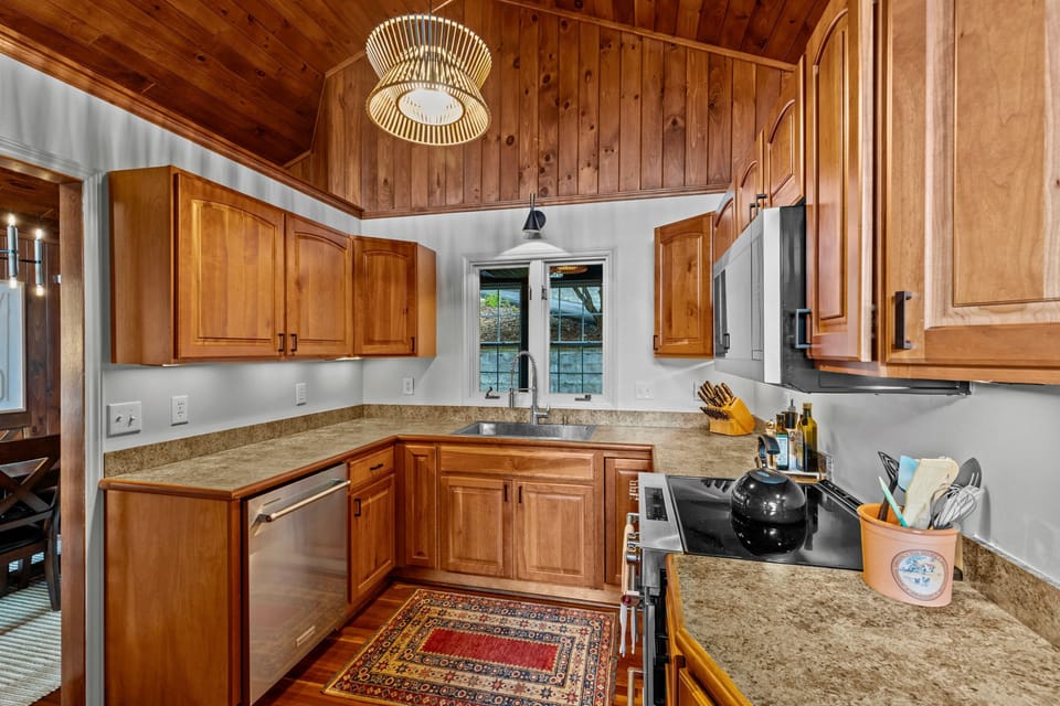 Main Level Kitchen