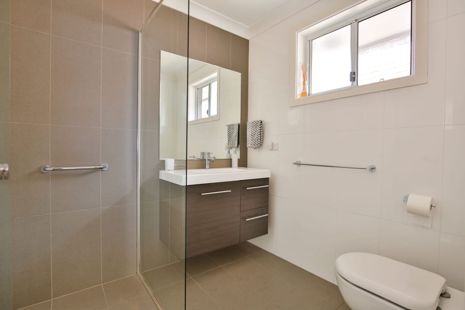 3rd Bathroom 