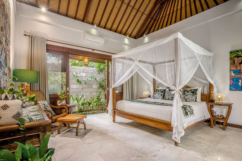 Standard Suite (Garden View) | Egyptian cotton sheets, premium bedding, pillowtop beds, minibar