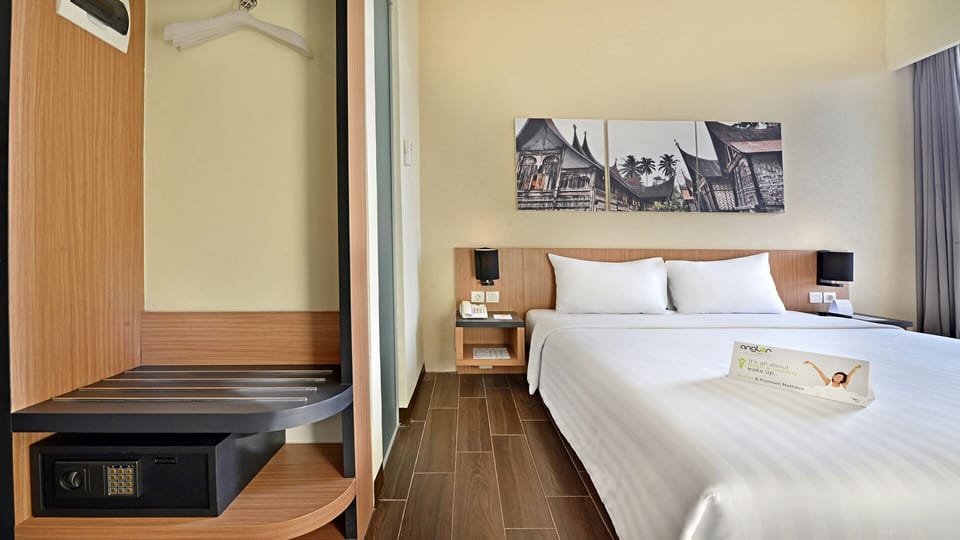 Superior Double Room | Desk, free WiFi