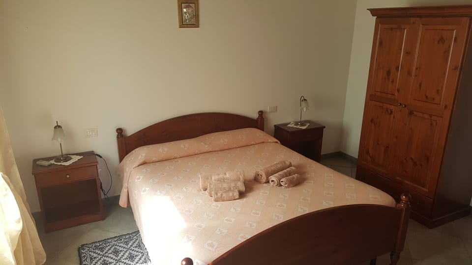 Classic Double Room | Free cribs/infant beds, free WiFi
