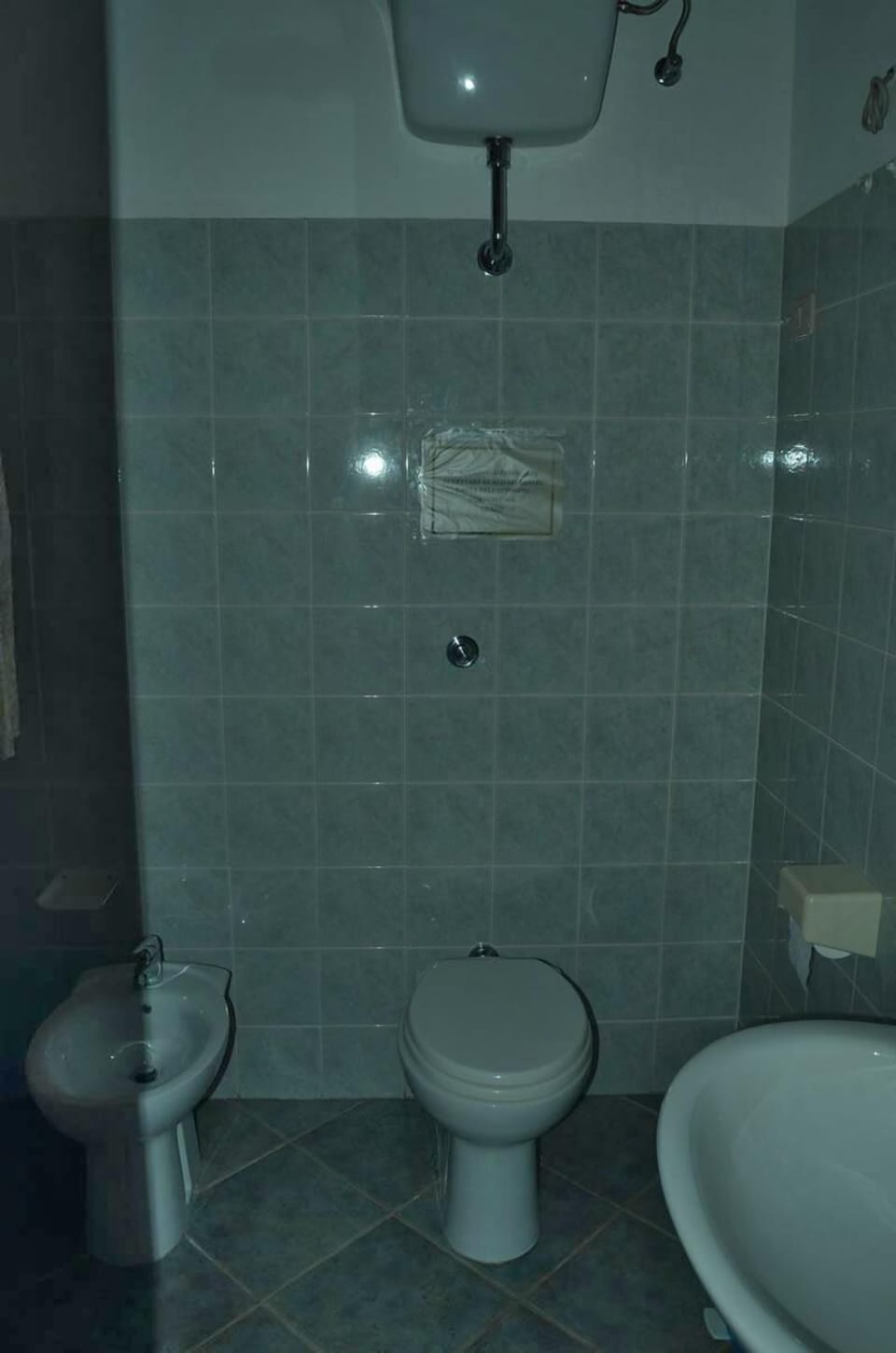 Classic Double Room | Bathroom | Shower, bidet, towels