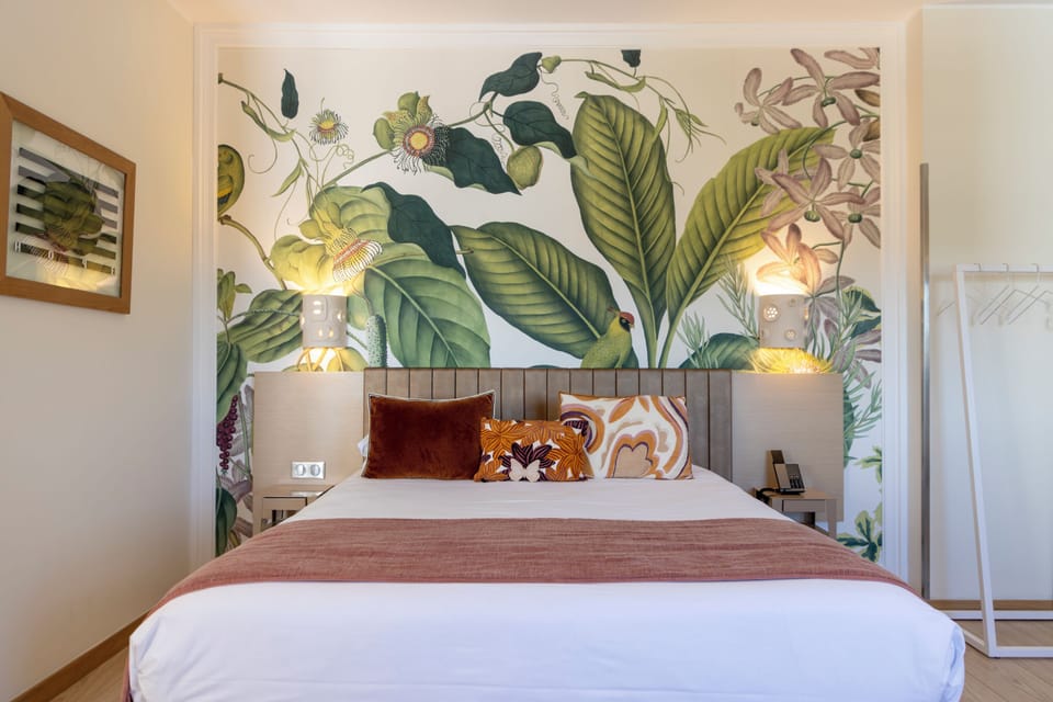 Family Quadruple Room, Accessible | Premium bedding, in-room safe, desk, laptop workspace