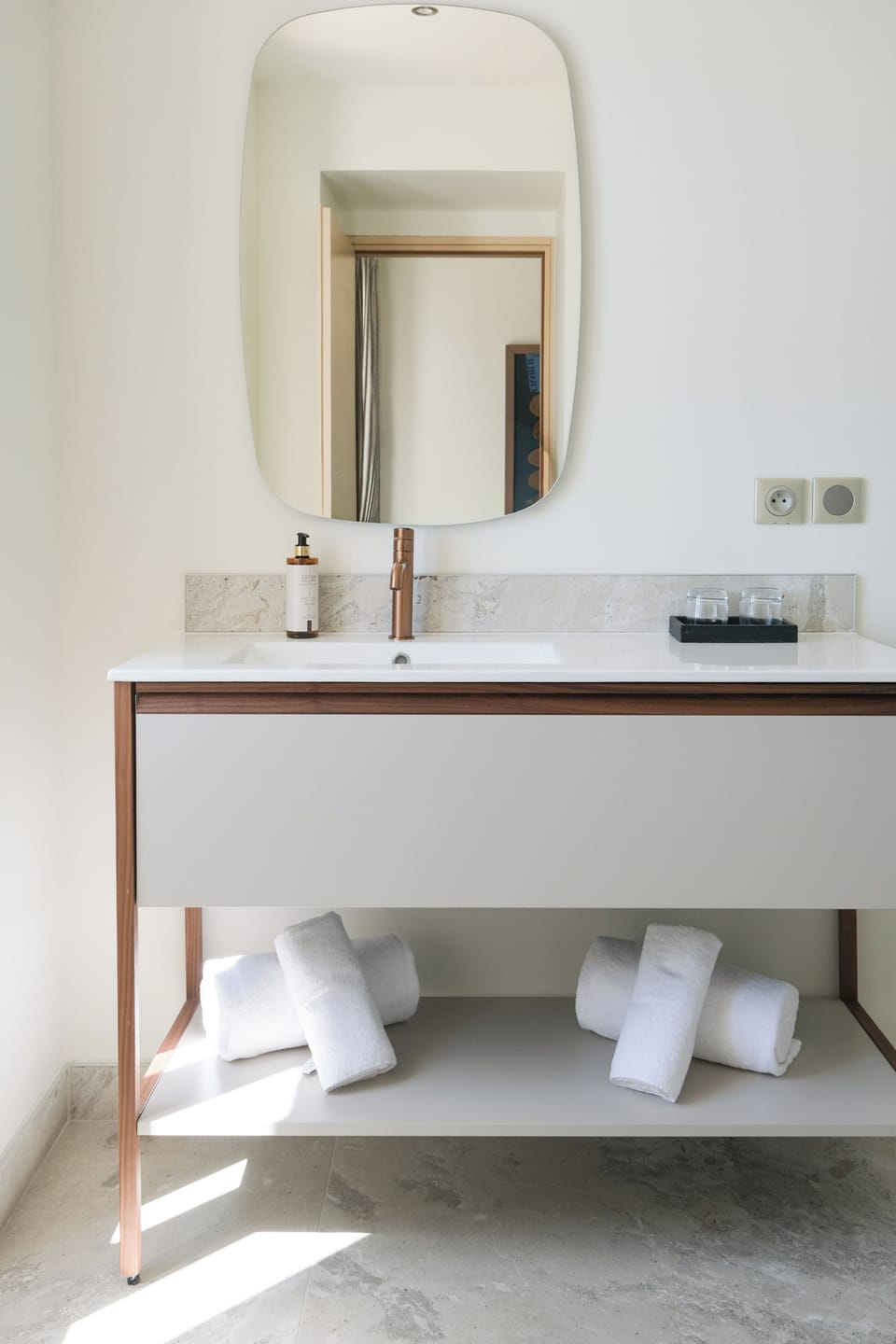 Superior Room, Terrace, Sea View | Bathroom | Shower, designer toiletries, hair dryer, towels