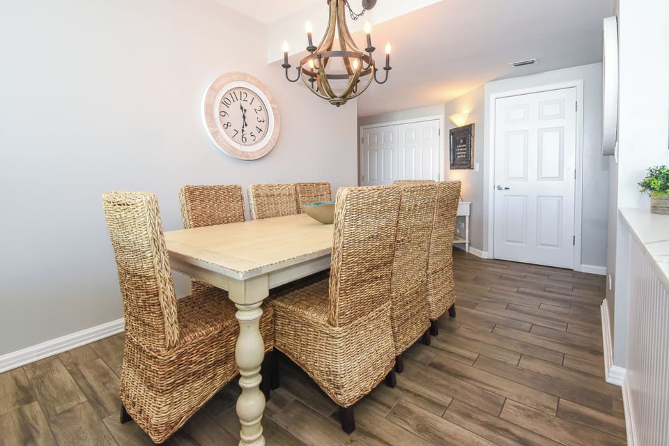 Silver Shells St. Croix 704- Dining Area