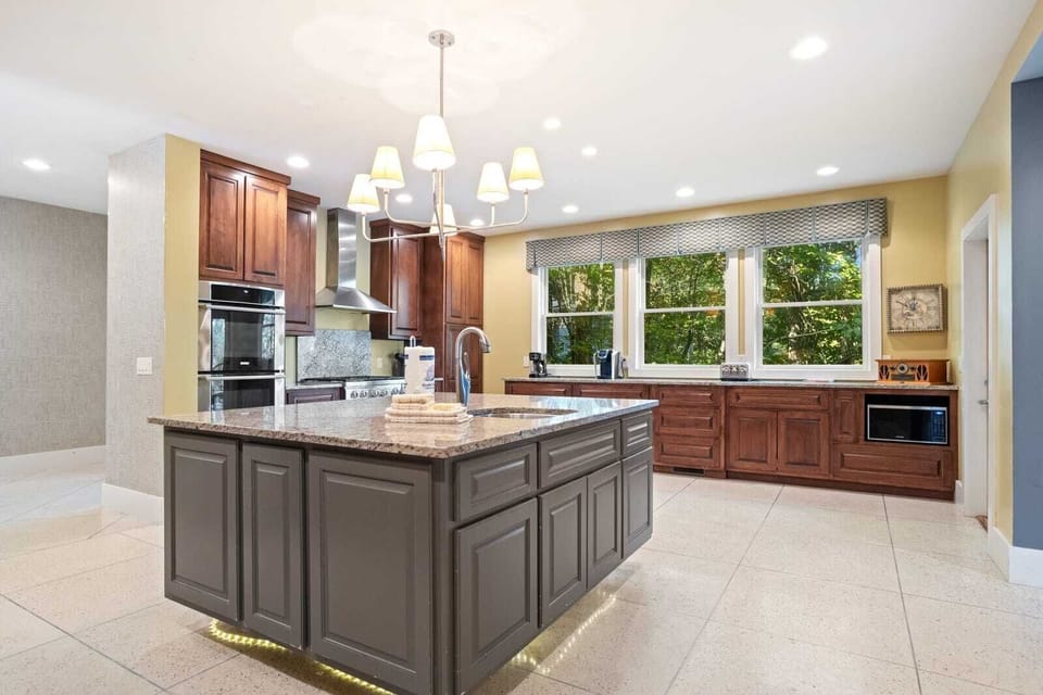 Huge Kitchen