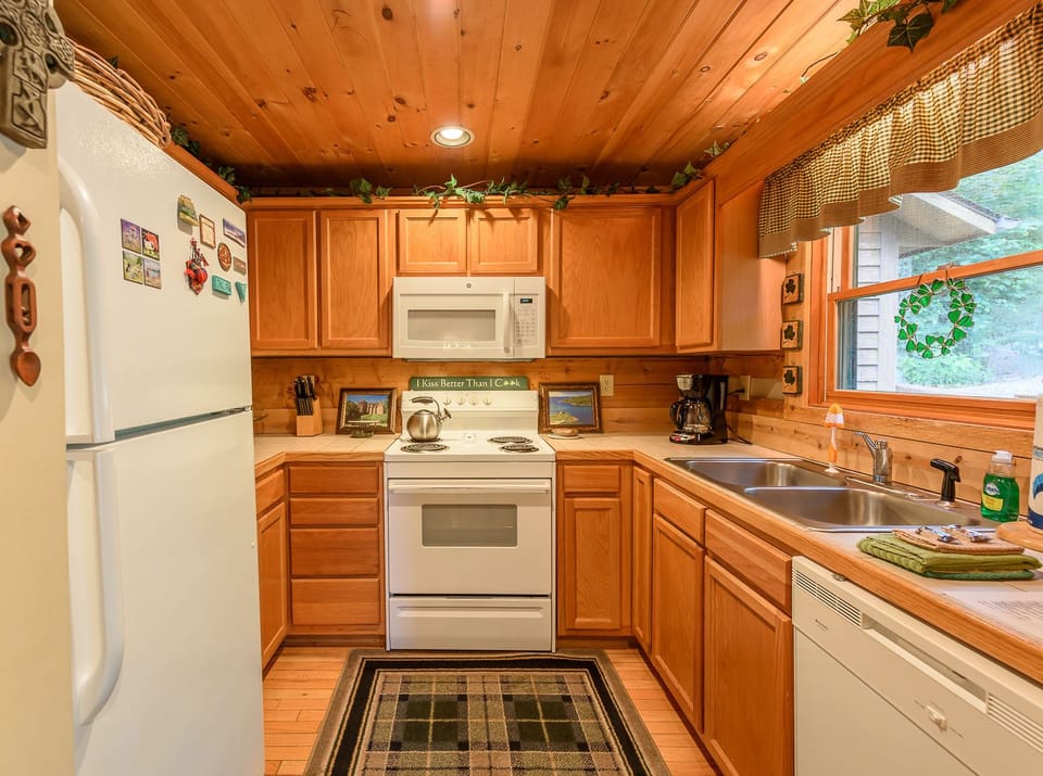 Celtic Cabin Kitchen