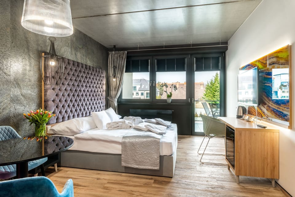 Superior double room with jacuzzi | Premium bedding, individually decorated, individually furnished