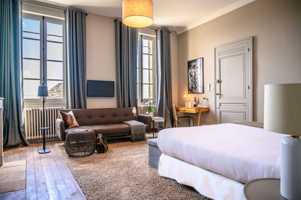 Luxury Double Room (Clos 1906) | Premium bedding, pillowtop beds, desk, free WiFi