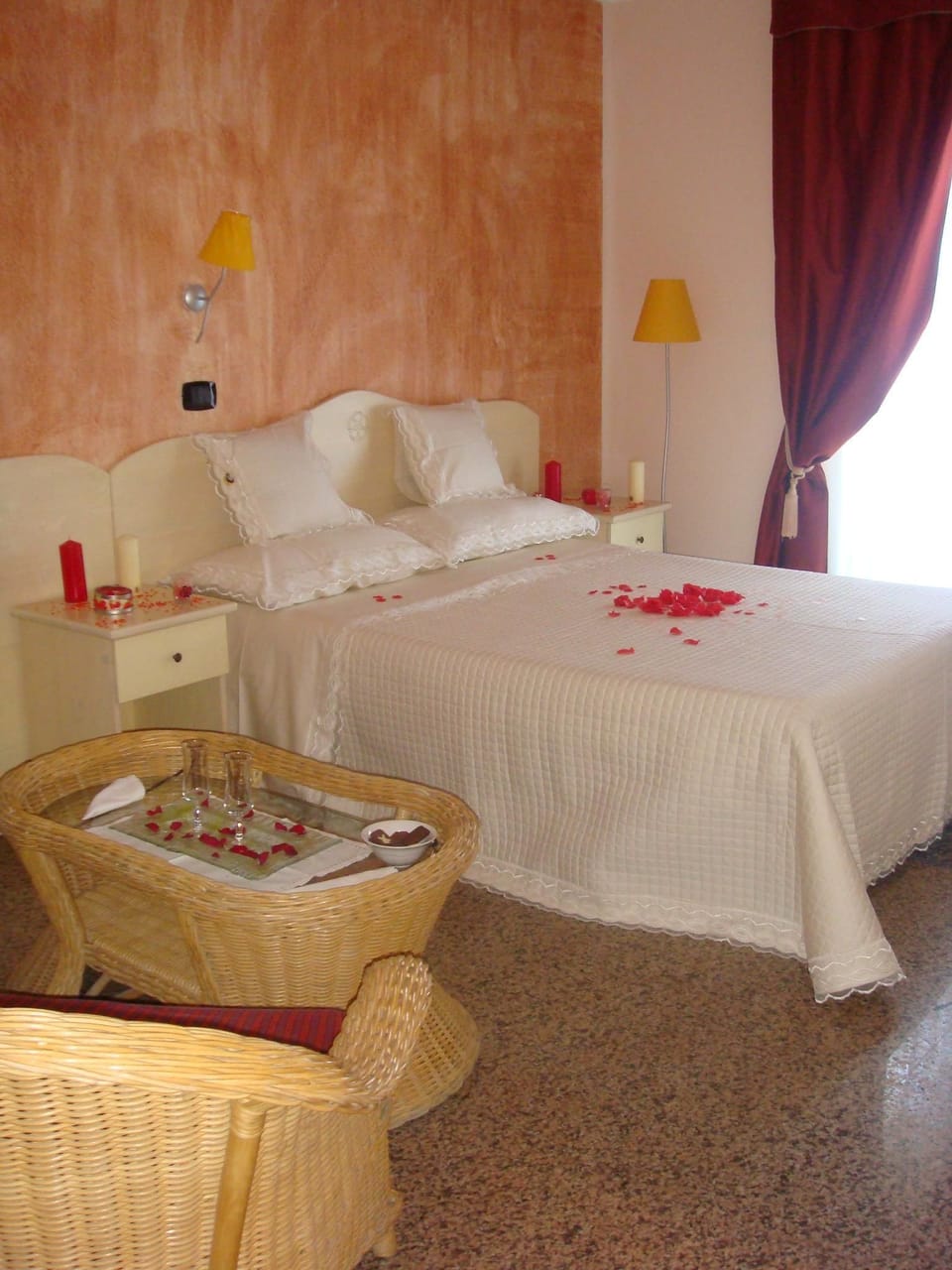In-room safe, desk, free WiFi, bed sheets