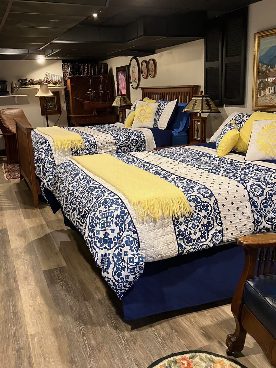 Elite Suite, 2 Queen Beds (Arts and Craft Suite) | 1 bedroom, premium bedding, minibar, individually decorated