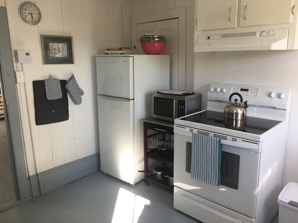 Kitchen view 3