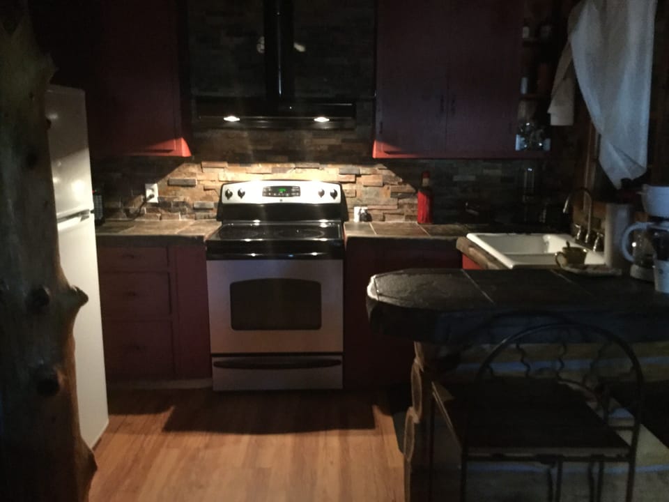 Fully Equipt Kitchen 