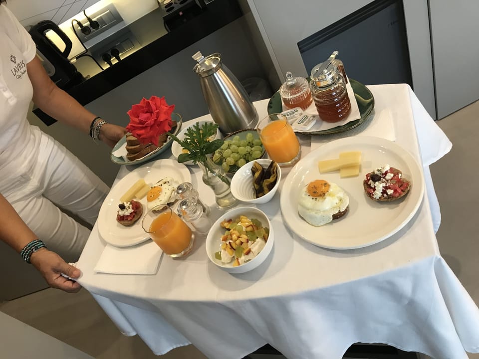 Breakfast meal