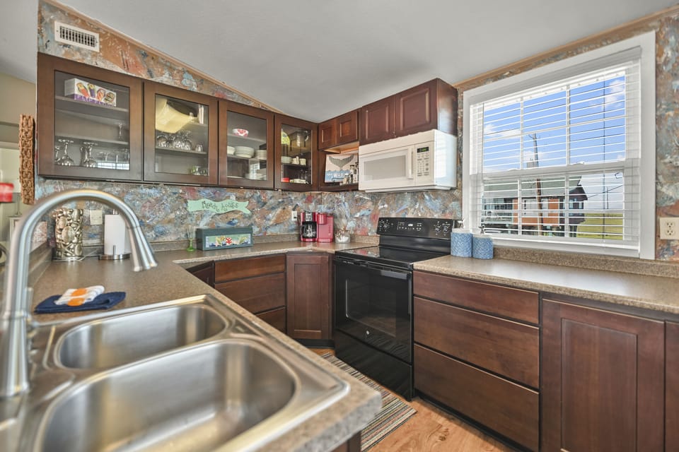 Has everything you need in a kitchen.