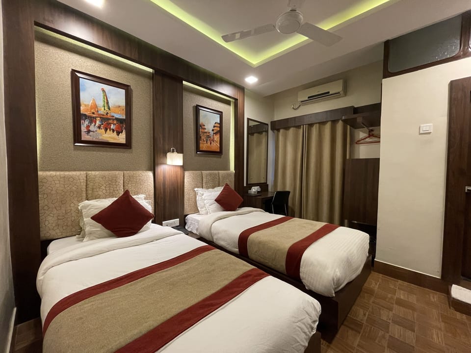 Business Double or Twin Room | 1 bedroom, premium bedding, memory foam beds, minibar