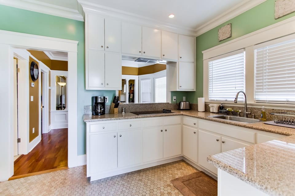 Prepare a meal in this spacious and full equipped kitchen