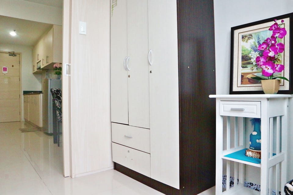 One Bedroom Unit | Room amenity