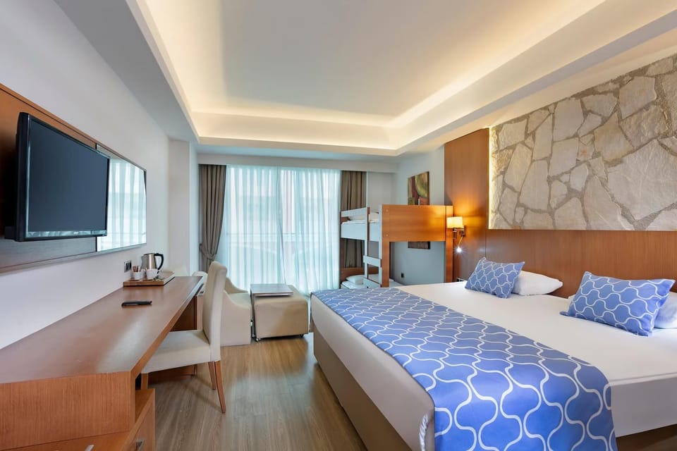Free minibar items, in-room safe, free cribs/infant beds, free WiFi