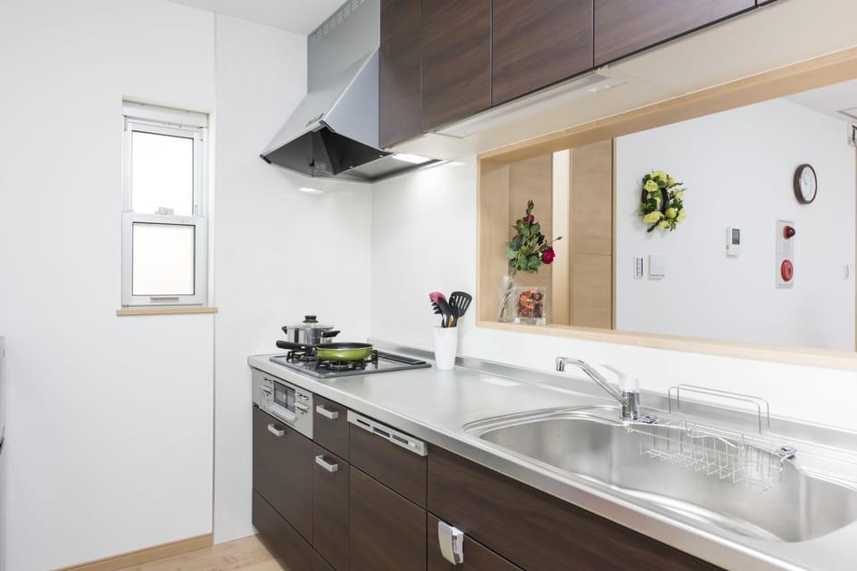 Japanese House | Private kitchenette | Fridge, microwave, stovetop, electric kettle