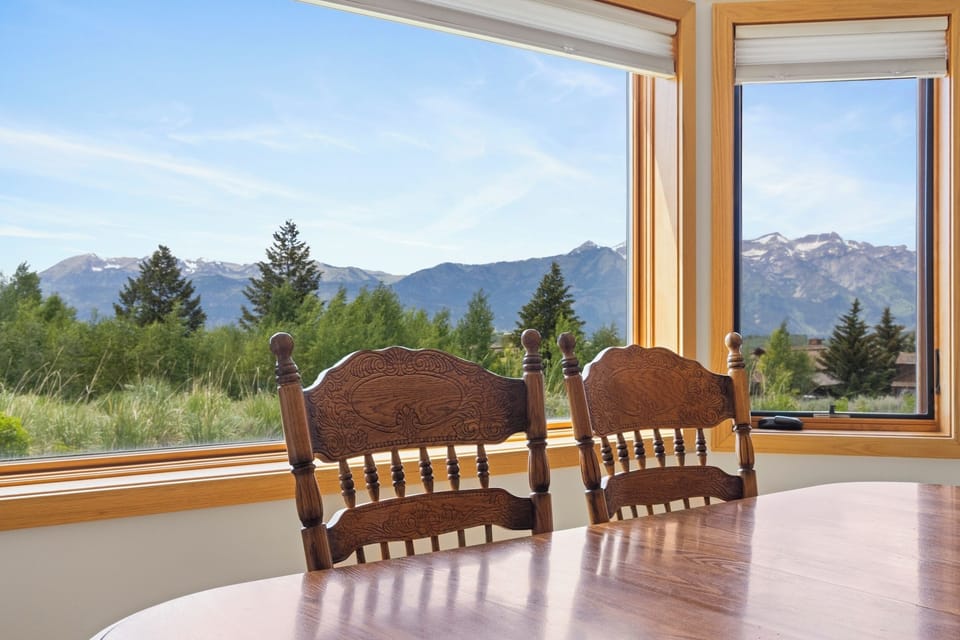 Dining Room*